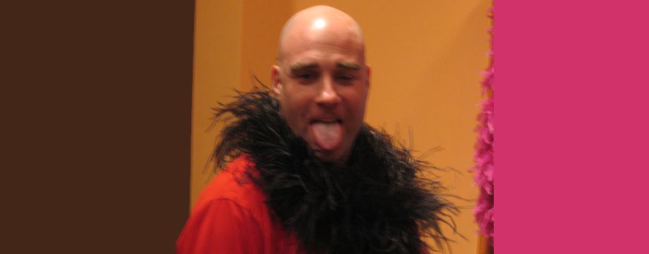 WeirDave guest starring in the Zumanity Show (2008)